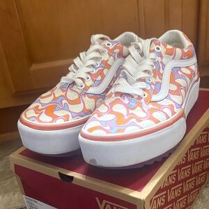 Vans Psychedelic Pink and Orange Sneakers color change in the sun